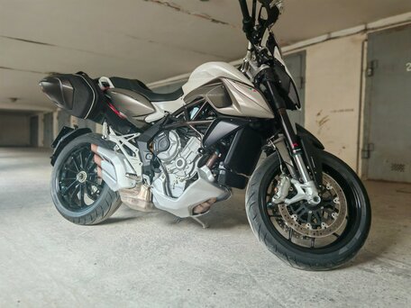 2015 MV Agusta Stradale 800, белый, 500000 рублей, вид 5