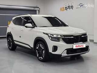 2023 Kia Seltos I Рестайлинг, белый, 1810000 рублей, вид 3