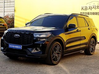 2024 Ford Explorer VI Рестайлинг, чёрный, 7000010 рублей, вид 2