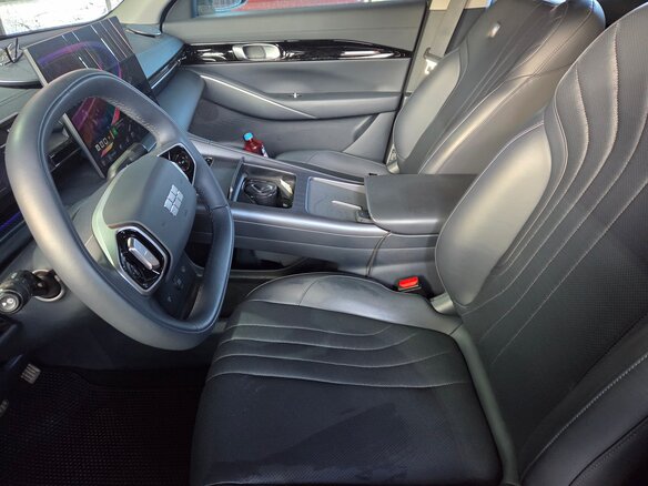 2024 Geely EX5, серый, 3400000 рублей - вид 6