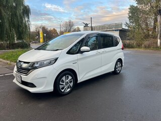 2016 Honda Freed+ II, белый, 1340000 рублей, вид 1