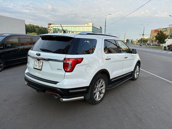 2018 Ford Explorer V Рестайлинг 2, белый - вид 6