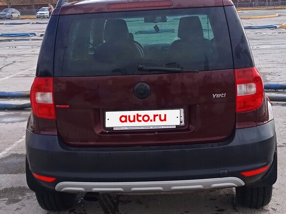 2011 Skoda Yeti I, пурпурный, 600000 рублей - вид 2