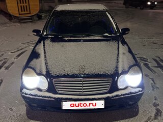 2001 Mercedes-Benz C-Класс 240 II (W203), синий, 950000 рублей, вид 2