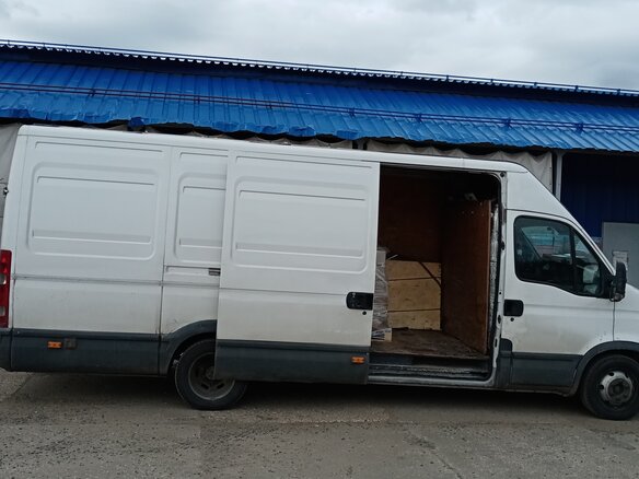 2009 Iveco Daily, белый, 1690000 рублей - вид 2
