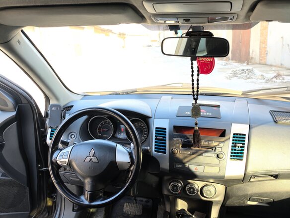 2010 Mitsubishi Outlander II Рестайлинг, серый, 1000000 рублей - вид 5