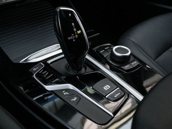 2019 BMW X3 20i xDrive III (G01), белый, 2595000 рублей - вид 15
