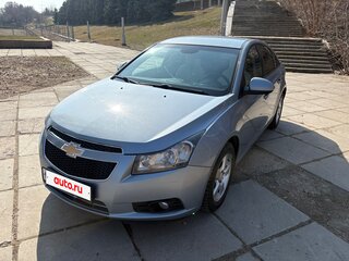2012 Chevrolet Cruze I, серебристый, 690000 рублей, вид 2