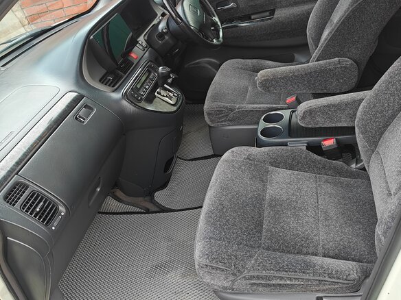 2002 Honda Odyssey II Рестайлинг, белый, 900000 рублей - вид 5
