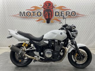 2011 Yamaha XJR1300, белый, 525000 рублей, вид 1