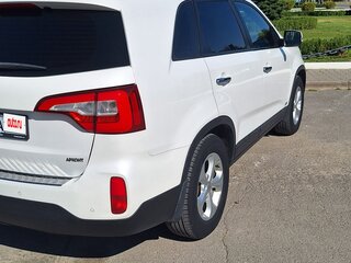 2013 Kia Sorento II Рестайлинг, белый, 1770000 рублей, вид 5