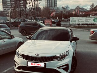 2018 Kia Optima IV Рестайлинг, белый, 1150000 рублей, вид 2