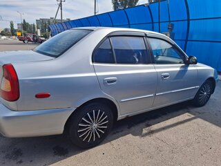 2000 Hyundai Accent II, серебристый, 365000 рублей, вид 4
