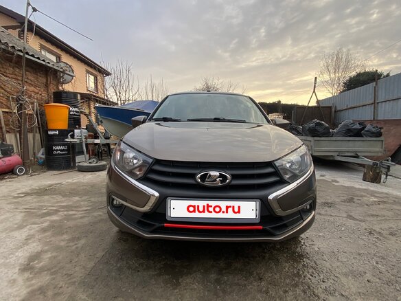 2020 Lada (ВАЗ) Granta I Рестайлинг, коричневый, 850000 рублей - вид 4