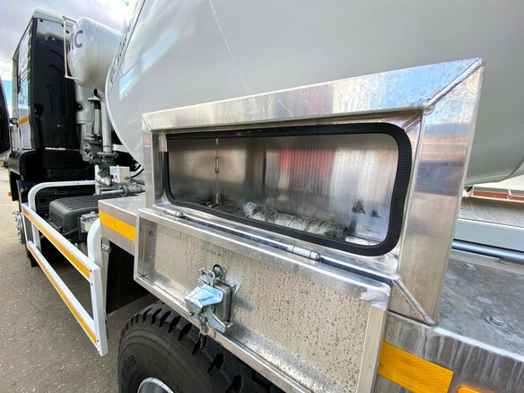 2024 Sinotruk Sitrak C7H, белый, 9900000 рублей - вид 9