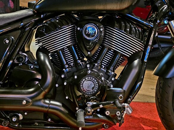 2024 Indian Chief, чёрный, 2150000 рублей - вид 9
