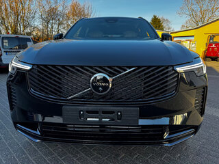 2025 Volvo XC90 T8 II Рестайлинг 2, чёрный, 13990000 рублей, вид 2