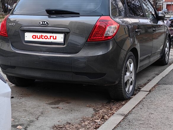 2011 Kia Ceed I Рестайлинг, серый, 750000 рублей - вид 8
