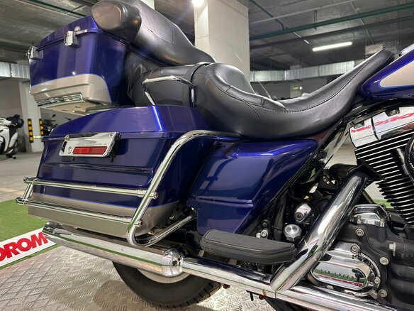 2007 Harley-Davidson Electra Glide, синий, 790000 рублей - вид 6