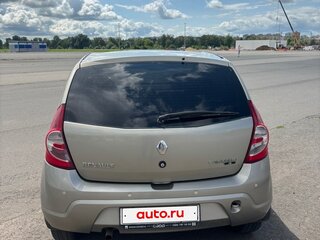 2011 Renault Sandero I, бежевый, 470000 рублей, вид 3