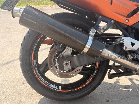 2005 Kawasaki ZZR 400, чёрный, 270000 рублей, вид 3