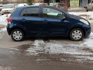 2007 Toyota Vitz II (XP90), синий, 515000 рублей, вид 2