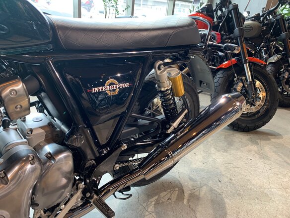 2026 Royal Enfield Interceptor 650, зелёный, 689000 рублей - вид 22