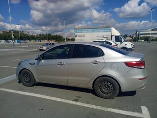 2011 Kia Rio 4-speed III, серебристый, 650000 рублей, вид 2