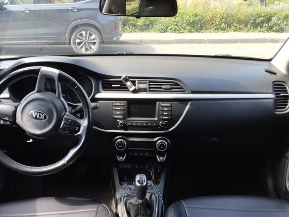 2019 Kia Rio IV, чёрный, 1700000 рублей - вид 14