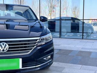 2021 Volkswagen Lavida III, чёрный, 1370000 рублей, вид 2