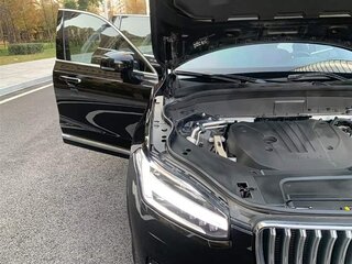 2022 Volvo XC90 II Рестайлинг 1, чёрный, 5250666 рублей, вид 5