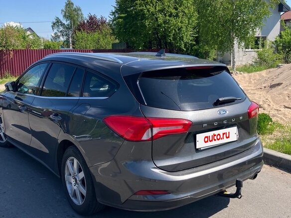 2019 Ford Focus IV, коричневый, 1450000 рублей - вид 2