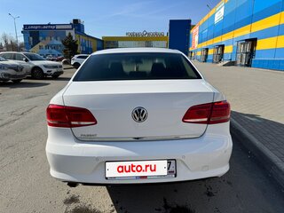 2013 Volkswagen Passat B7, белый, 967000 рублей, вид 2