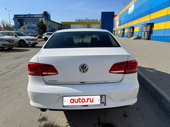 2013 Volkswagen Passat B7, белый, 967000 рублей - вид 1