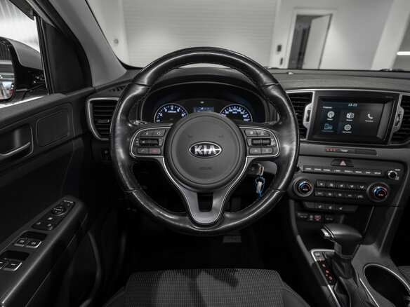 2018 Kia Sportage IV, серебристый, 2095000 рублей - вид 9