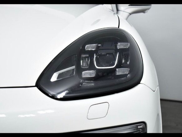 2015 Porsche Cayenne S II Рестайлинг (958), белый, 3890000 рублей - вид 19