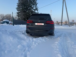 2020 BMW X5 45e IV (G05/G18), серый, 7799000 рублей, вид 4
