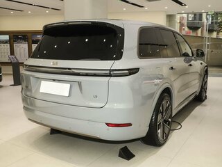2026 Li Auto (Lixiang) L9 52.3 kWh I Рестайлинг, серый, 12490000 рублей, вид 5