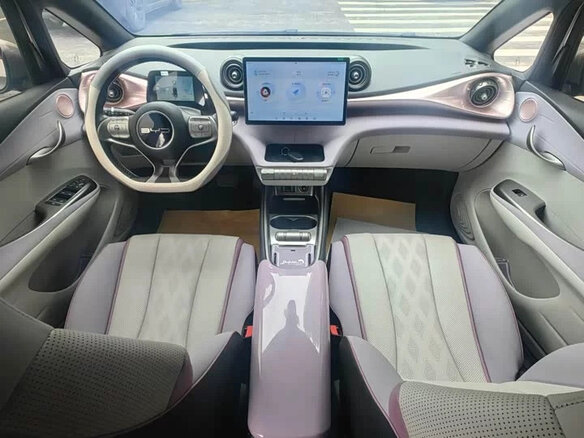 2023 BYD Dolphin 44.9 kWh I, бежевый, 1400700 рублей - вид 7