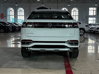 2025 Volkswagen Tayron X I Рестайлинг, белый, 4530000 рублей, вид 1