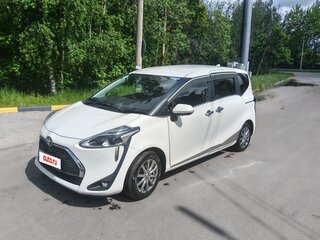 2018 Toyota Sienta II Рестайлинг, белый, 1500000 рублей, вид 1