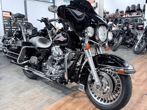2010 Harley-Davidson Street Glide, чёрный, 1099000 рублей - вид 13