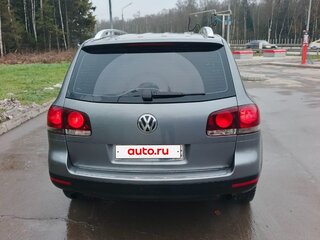 2008 Volkswagen Touareg I Рестайлинг, серебристый, 850000 рублей, вид 3