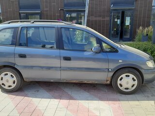 2000 Opel Zafira A, серый, 260000 рублей, вид 2