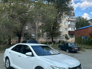 2014 Toyota Camry VII (XV50), белый, 1450000 рублей, вид 1