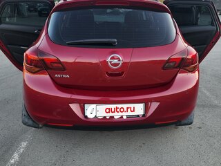 2011 Opel Astra J, красный, 750000 рублей, вид 2