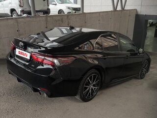 2020 Toyota Camry VIII (XV70) Рестайлинг, чёрный, 2350000 рублей, вид 3