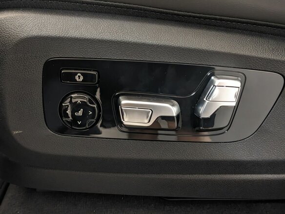 2025 BMW X5 40i IV (G05/G18) Рестайлинг, чёрный, 14990000 рублей - вид 18