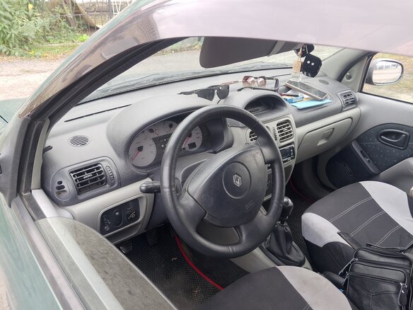 2003 Renault Symbol I Рестайлинг, зелёный, 200000 рублей - вид 4