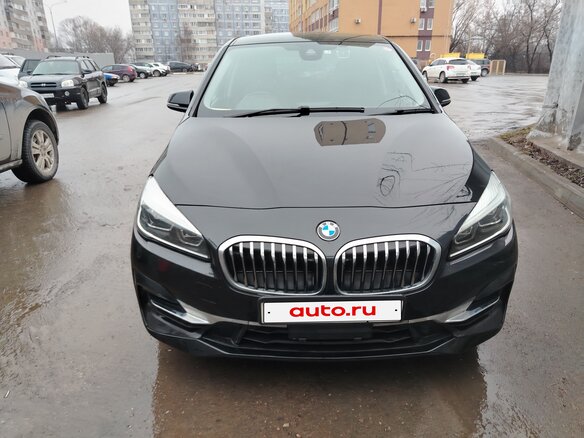 2018 BMW 2 серии Active Tourer 218i F45 Рестайлинг, чёрный, 1899999 рублей - вид 2